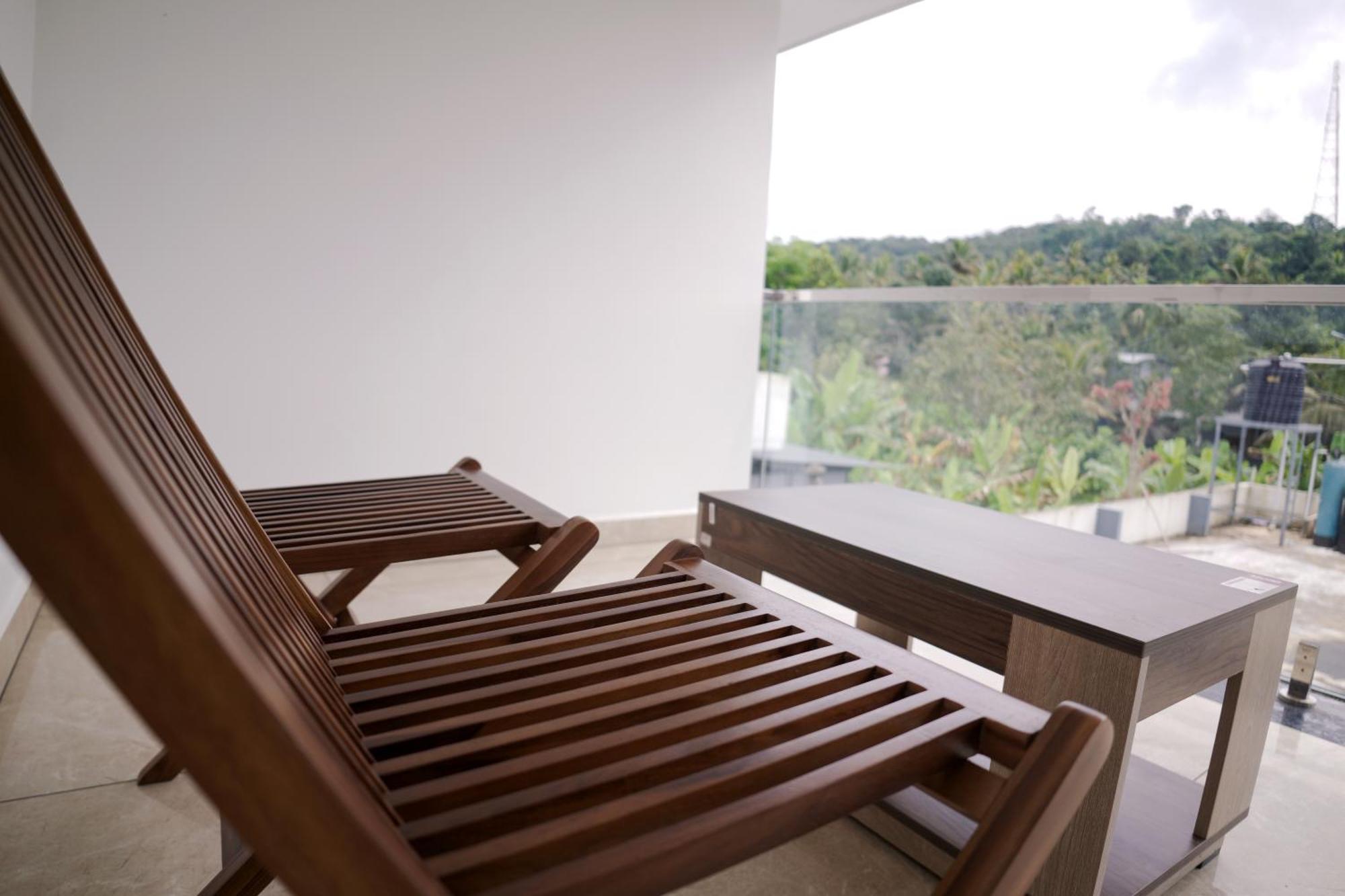 Teak And Lake Homestay Thekkady Zewnętrze zdjęcie